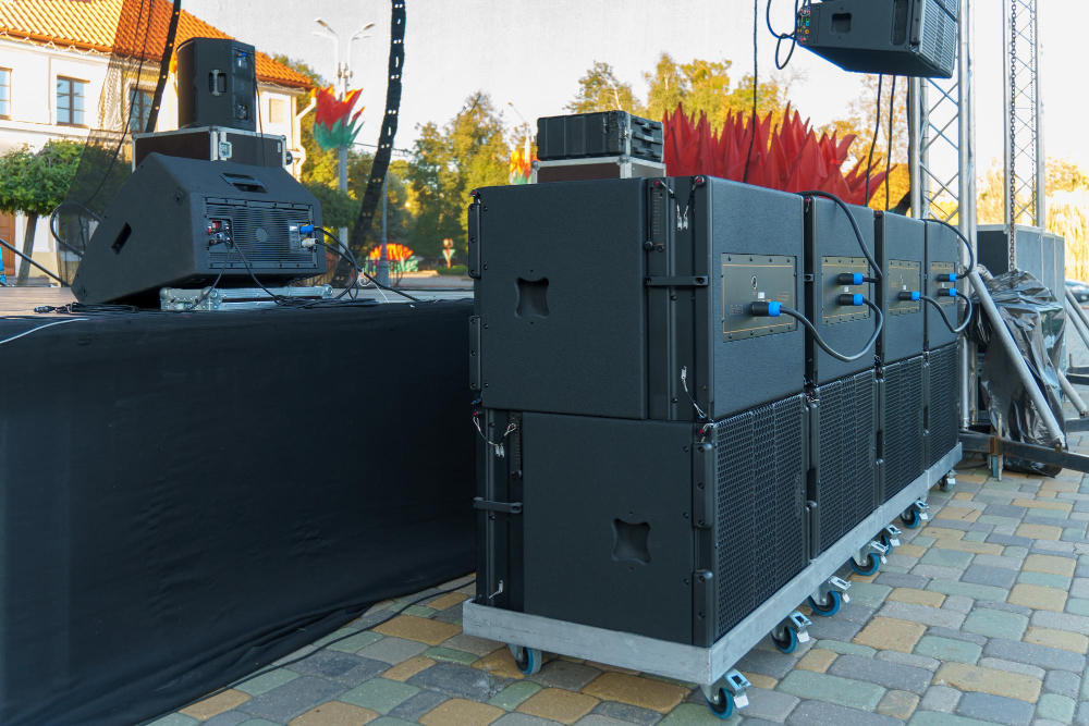 Outdoor Fun in Florida: Why You Need Distributed AV
